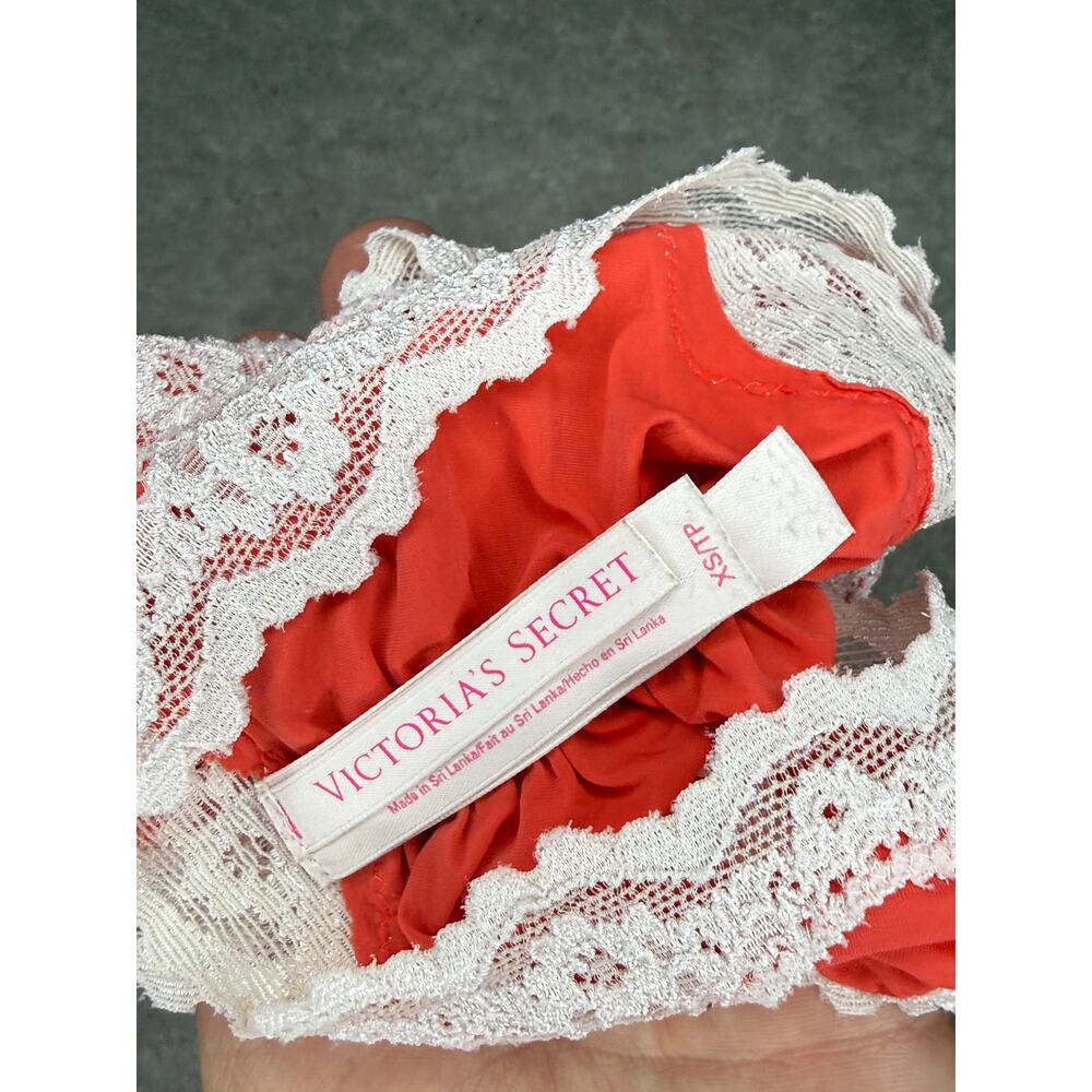 NWOT 2014 Victoria's Secret Red White Floral Lace Cheekini Petit Bikini XS - Picture 4 of 5
